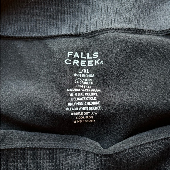 Falls Creek Leggings - Picture 2 of 3